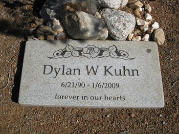 Kuhn, Dylan W. gravesite
