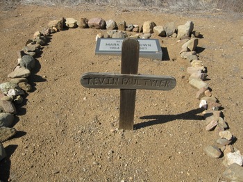 McKown, Mark Edward gravesite