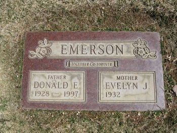 Emerson, Evelyn Joyce ('Evie') gravesite