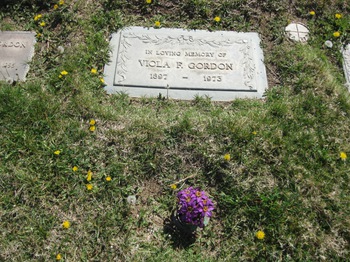 Gordon, Emma Viola gravesite