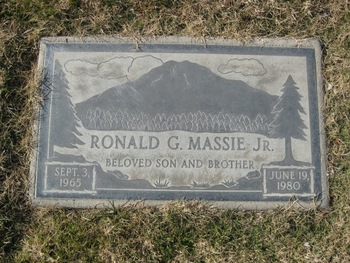 Massie, Jr Ronald Gene gravesite