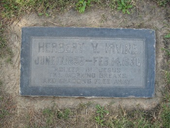 Irvine, Herbert Young gravesite