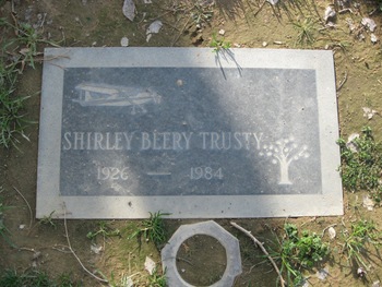 Beery Trusty, Shirley Bates gravesite