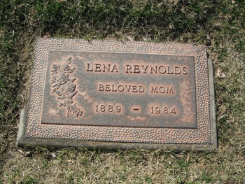 Reynolds, Carolina ('Lena') gravesite