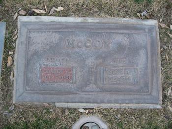 McCoy, Cecil Ramona gravesite