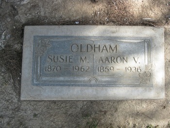 Oldham,   Aaron Valentine gravesite