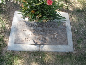 Lucero, Joan May gravesite