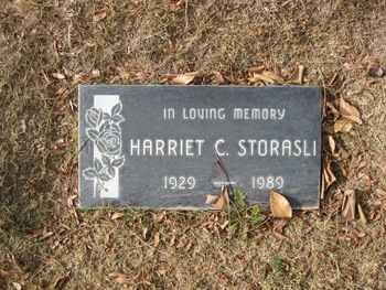 Storalsi, Harriet Clair gravesite