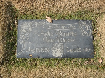 Van Diest, Ardis Berniece gravesite