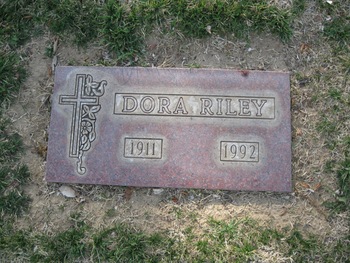 Riley, Dora gravesite