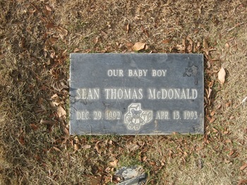 McDonald, Sean Thomas gravesite