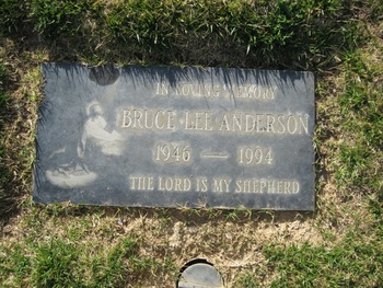 Anderson, Bruce Lee gravesite