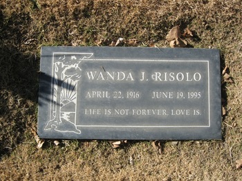 Risolo, Wanda Josephine gravesite