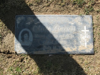 Garrett, Olivia gravesite