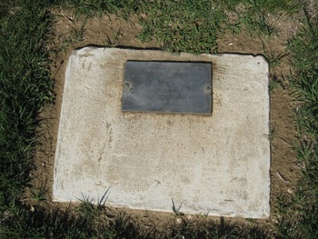 Sly, Peggy L gravesite