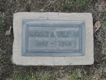 Wilton,   Henry Simon gravesite