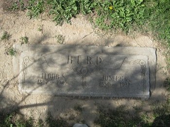 Herd,   Leona gravesite
