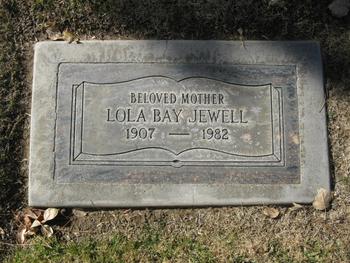 Jewell, Lola Bay gravesite