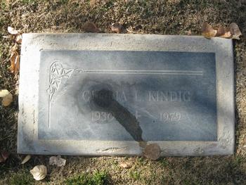 Kindig, Gloria Lee gravesite
