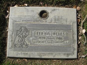 Reyes, Efrain gravesite
