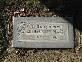 Pearce, Michael Lee gravesite