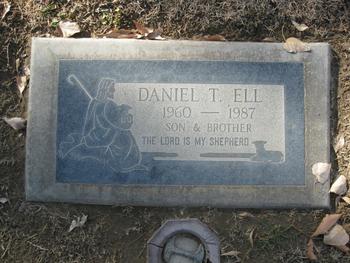 Ell, Daniel T. gravesite