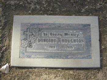 Houghton, Dorothy Theresa gravesite