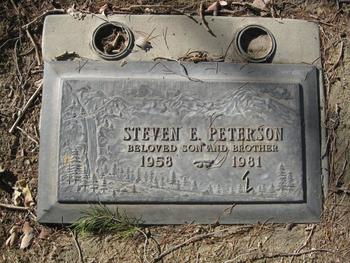 Peterson, Steven E. gravesite