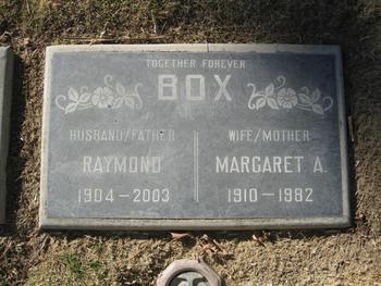 Box, Raymond gravesite