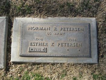 Petersen, Esther gravesite
