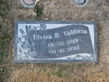 Valdivia, Elvira Ruth ('Vera') gravesite