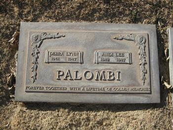 Palombi, Andi Lee gravesite