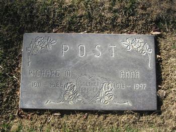 Post, Anna gravesite
