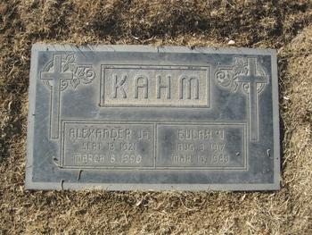 Kahm, Eulah Veneta gravesite