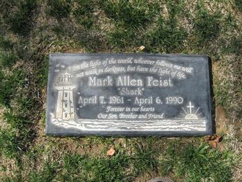 Feist, Mark Allen ('Shark') gravesite
