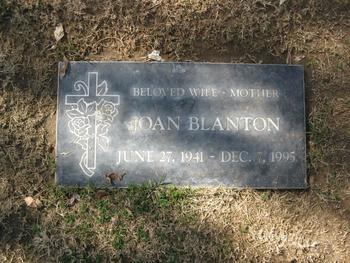 Blanton, Joan Allen gravesite
