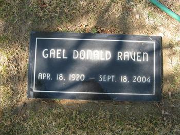 Raven, Gael Donald gravesite