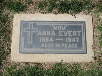 Evert, Anna gravesite