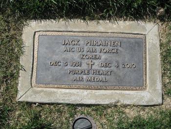 Piirainen,   Jack gravesite