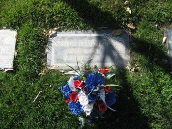 Cunningham, Gladys E. gravesite
