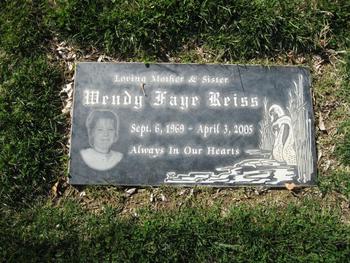 Reiss, Wendy Faye gravesite