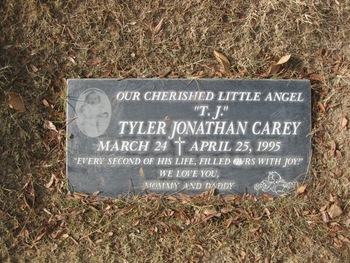 Carey, Tyler Jonathon gravesite