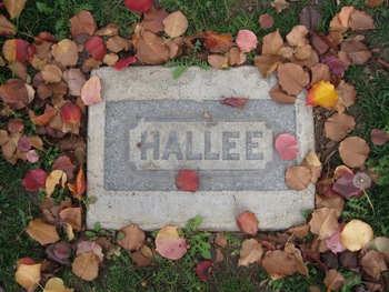 Henderson, Hallee gravesite