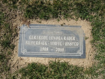 Umsted, Gertrude Lenore gravesite