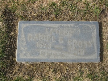 Cross, Daniel Green gravesite