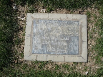 Smith, Doris Elaine gravesite