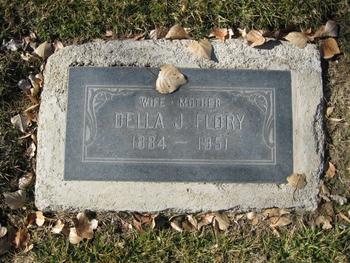Flory, Della Jeanette gravesite