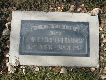 Bassham, Jimmie Lanseford gravesite