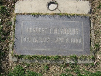 Reynolds, Herbert Thomas gravesite