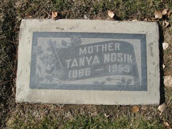 Nosik,   Tanya gravesite